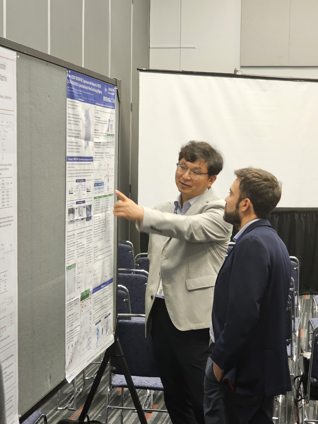 Poster Presentation by Researcher Junchol Lee